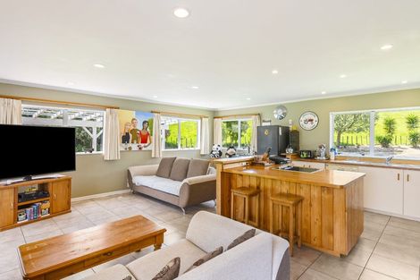 Photo of property in 93b Pukenamu Road, Te Horo, Otaki, 5581