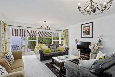 Photo of property in 2/98 Office Road, Merivale, Christchurch, 8014