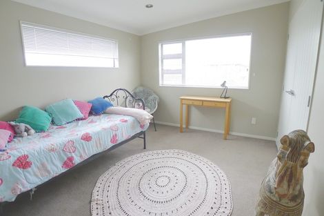 Photo of property in 113 Aberley Road, Schnapper Rock, Auckland, 0632