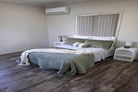 Photo of property in 12 Ashlynne Avenue, Papatoetoe, Auckland, 2025