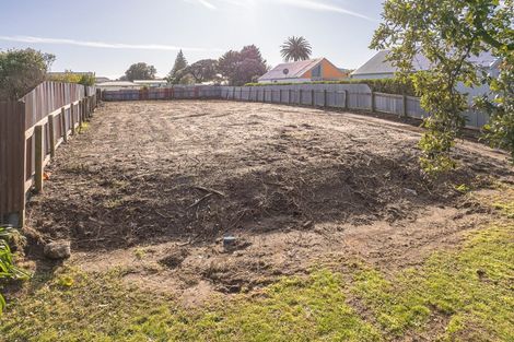 Photo of property in 19 Karewa Street, Castlecliff, Wanganui, 4501