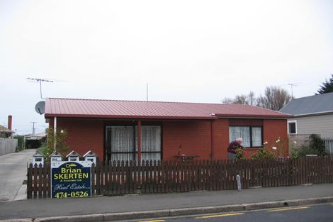 Photo of property in 27 Oxford Street, South Dunedin, Dunedin, 9012