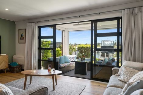 Photo of property in 12/6 The Marina, Tairua, 3508