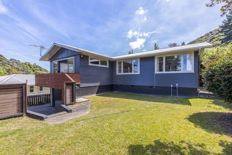 Photo of property in 5 Mamaku Street, Paraparaumu, 5032
