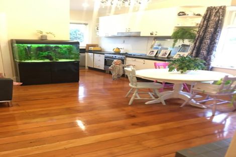 Photo of property in 96 George Street, Hikurangi, 0114