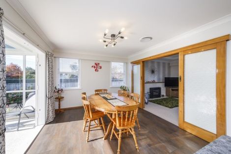 Photo of property in 10 Bond Street, Marton, 4710