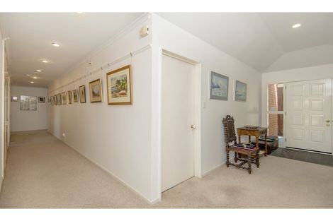 Photo of property in 5 Ilam Park Place, Ilam, Christchurch, 8041
