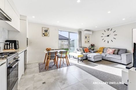 Photo of property in 8 Kaaka Street, Cambridge, 3434