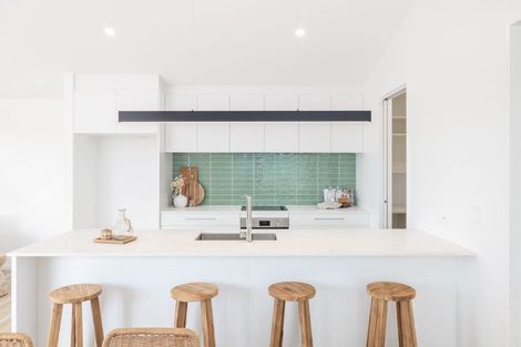 Photo of property in 10 Dalness Crescent, Halswell, Christchurch, 8025