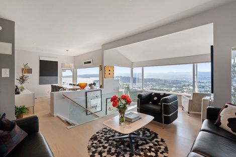 Photo of property in 52 Karepa Street, Brooklyn, Wellington, 6021