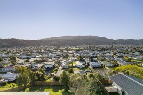 Photo of property in 16 Tyrone Grove, Wainuiomata, Lower Hutt, 5014