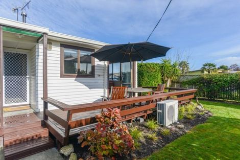 Photo of property in 84 Ferry Road, Clive, 4102