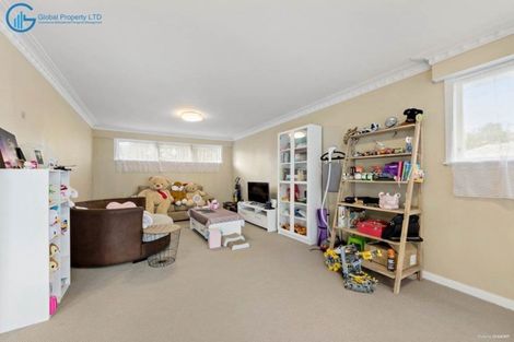 Photo of property in 18a Powell Street, Avondale, Auckland, 1026