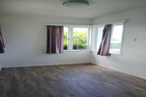 Photo of property in 1/63 Arran Road, Browns Bay, Auckland, 0630