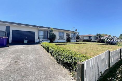 Photo of property in 10 Cascade Crescent, Westbrook, Palmerston North, 4412