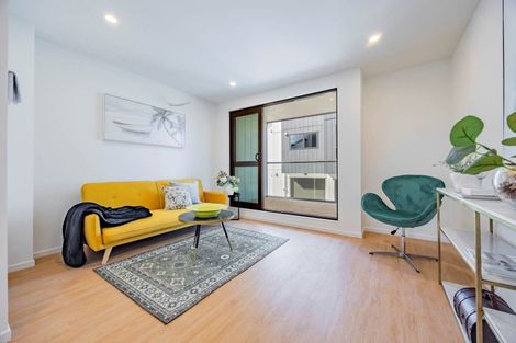 Photo of property in 6/4 Waitaki Street, Henderson, Auckland, 0612