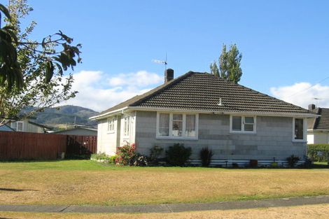 Photo of property in 33 Ngata Grove, Trentham, Upper Hutt, 5018