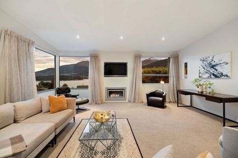 Photo of property in 538 Peninsula Road, Kelvin Heights, Queenstown, 9300