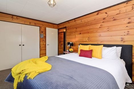 Photo of property in 1 Darroch Street, Fairy Springs, Rotorua, 3015