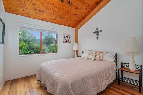 Photo of property in 5 Golf Road, Whitianga, 3591