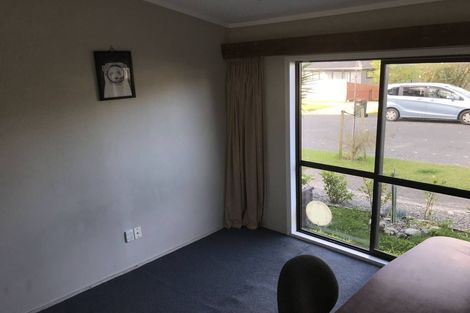 Photo of property in 26 Fenchurch Grove, Stokes Valley, Lower Hutt, 5019