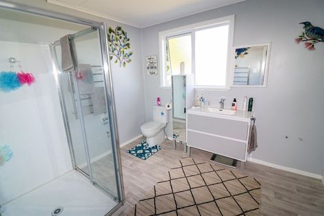 Photo of property in 214 High Street, Dannevirke, 4930