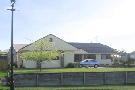 Photo of property in 13 Holmwood Park Drive, Morrinsville, 3300