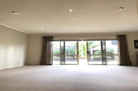 Photo of property in 3 Stornaway Drive, Flat Bush, Auckland, 2016