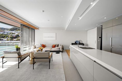 Photo of property in Clyde Quay Wharf, 2a/6 Clyde Quay Wharf, Te Aro, Wellington, 6011
