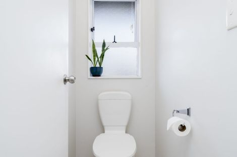 Photo of property in 2/73 Vintage Drive, Henderson, Auckland, 0612