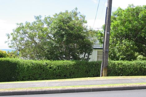 Photo of property in 8a Nigel Road, Browns Bay, Auckland, 0630