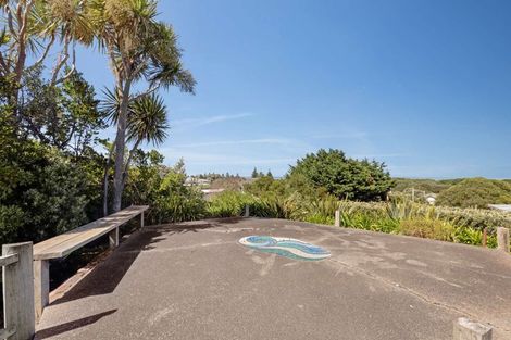 Photo of property in 69 Matai Street, Castlecliff, Whanganui, 4501