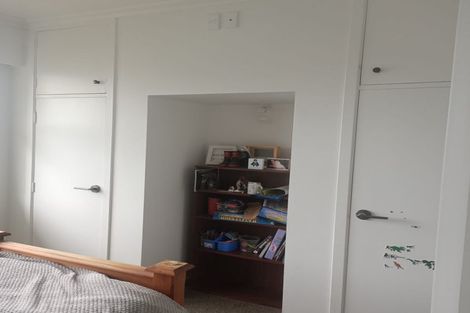 Photo of property in 16 Sutton Crescent, Hillcrest, Hamilton, 3216