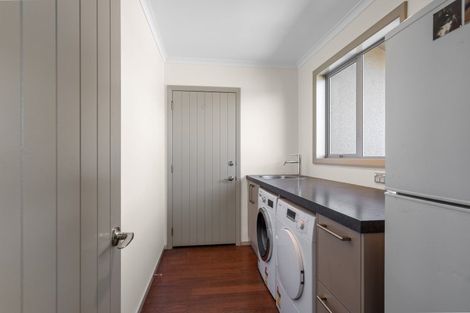 Photo of property in 2 Woodstock Place, Stoke, Nelson, 7011