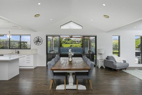 Photo of property in 13 Oak Valley Road, Dairy Flat, Albany, 0792