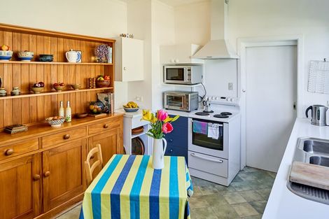 Photo of property in 5 Tui Road, Days Bay, Lower Hutt, 5013