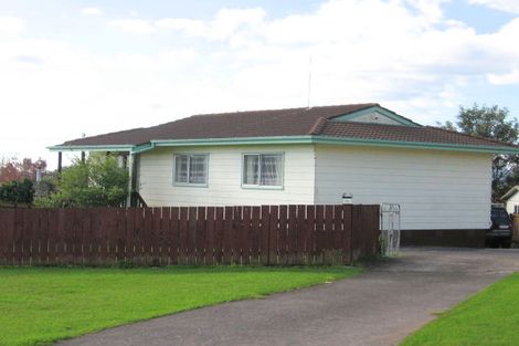 Photo of property in 15 Oreti Place, Clover Park, Auckland, 2019