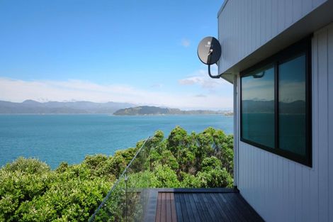 Photo of property in 10 Satchell Way, Kaiwharawhara, Wellington, 6035