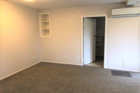 Photo of property in 35 Raroa Road, Kelburn, Wellington, 6012