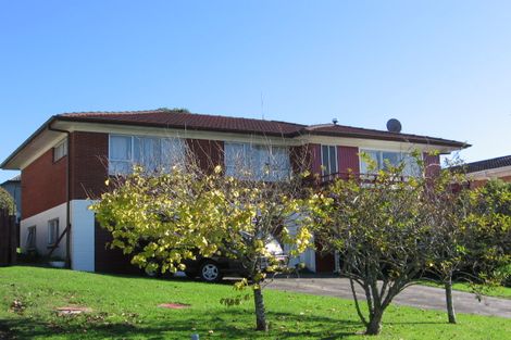 Photo of property in 8 Bodi Place, Te Atatu South, Auckland, 0610