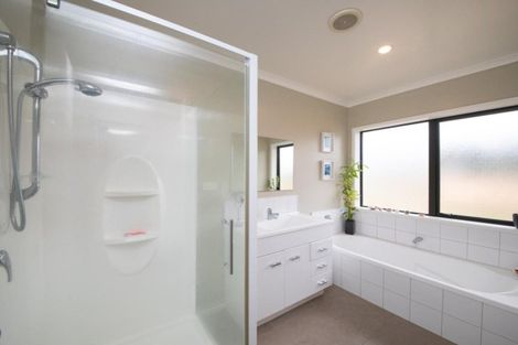 Photo of property in 355 Lethbridge Road, Feilding, 4779