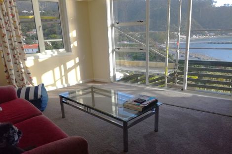 Photo of property in 11 Ferry Road, Days Bay, Lower Hutt, 5013