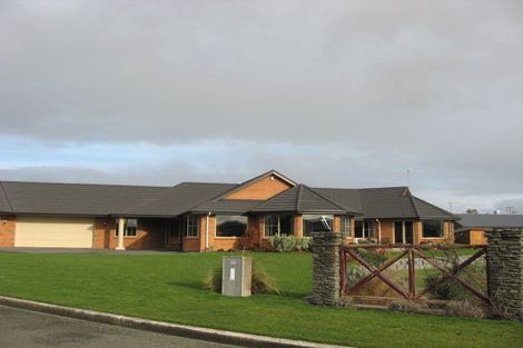 Photo of property in 11 Glenroy Park Drive, Waikiwi, Invercargill, 9810