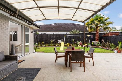 Photo of property in 30 Castellina Drive, Karaka, Papakura, 2113