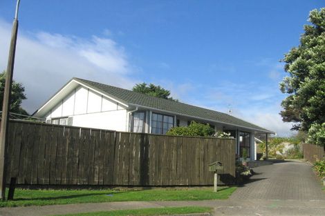 Photo of property in 29 Annan Grove, Papakowhai, Porirua, 5024