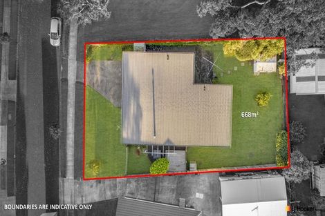 Photo of property in 18 Waterlea Avenue, Mangere Bridge, Auckland, 2022