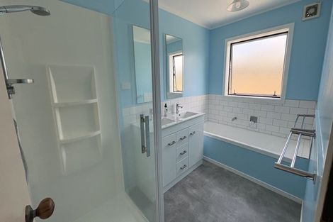 Photo of property in 2 Maygrove Drive, Orewa, 0931