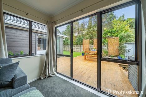Photo of property in 13 Otamarau Grove, Maungaraki, Lower Hutt, 5010