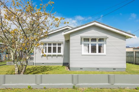 Photo of property in 4 Bute Place, Aramoho, Whanganui, 4500