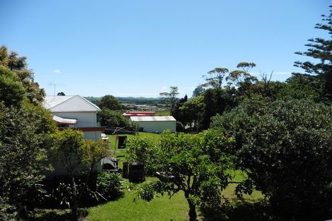 Photo of property in 14 Rimu Street, Helensville, 0800